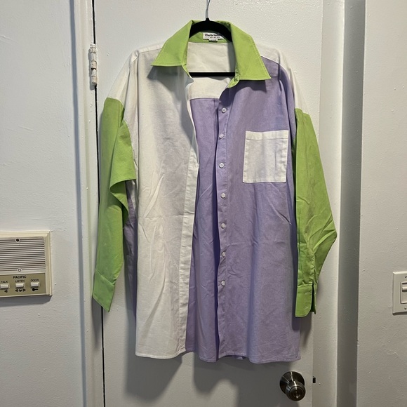 Charlie Holiday Romi Colorblock Button-Front Top - Picture 1 of 3